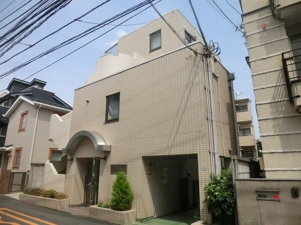 サンパレス中野坂上の物件外観写真